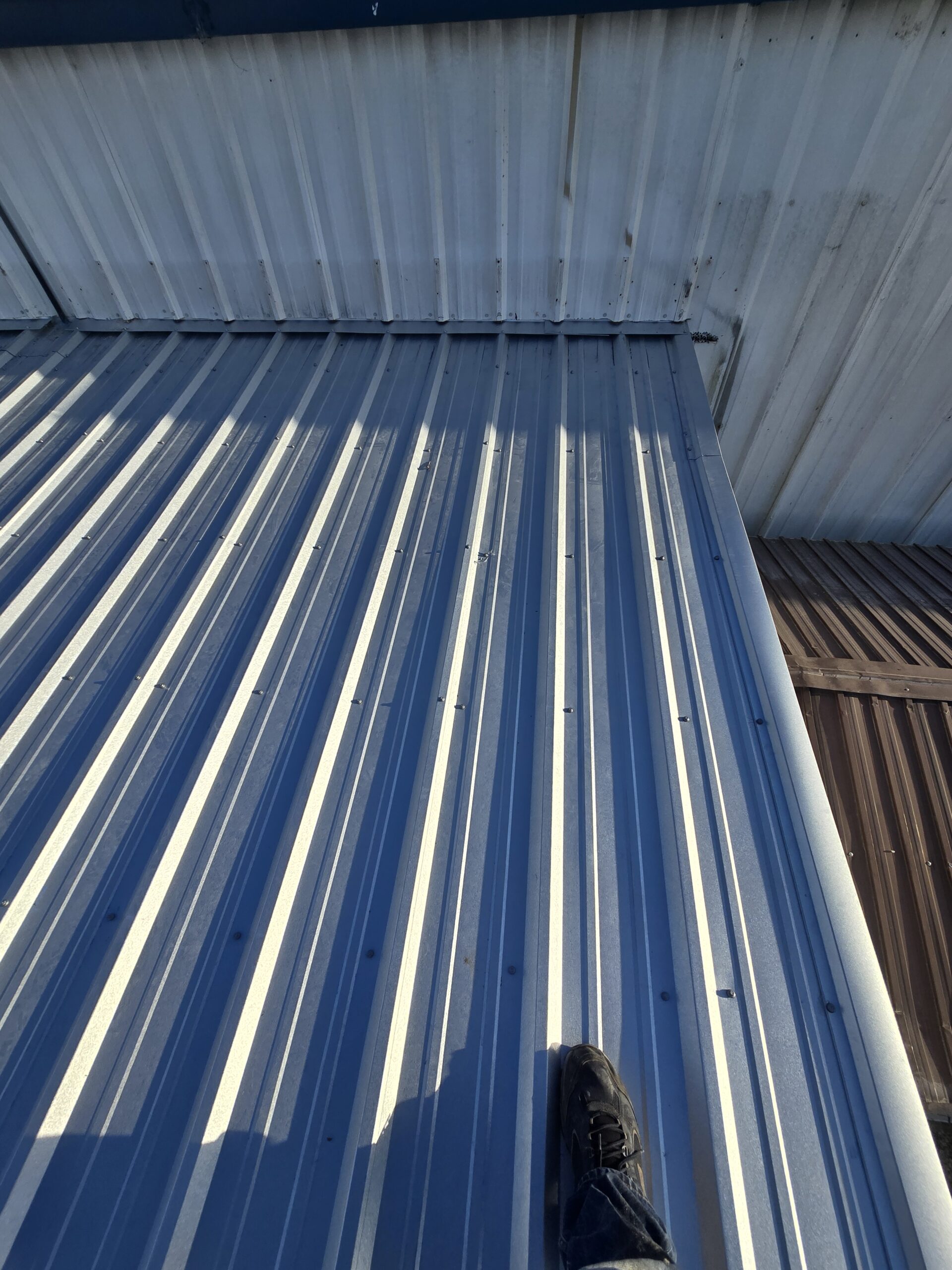 Metalroofing
